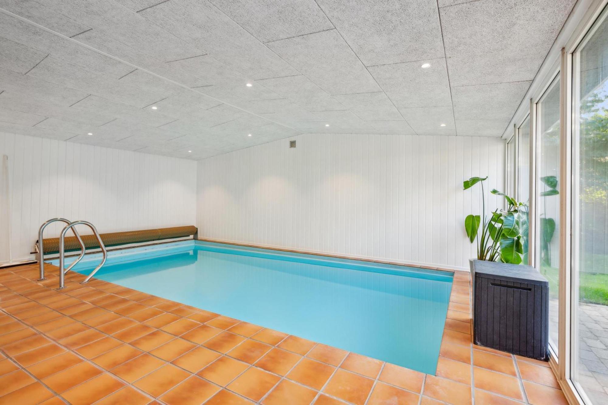 Stunning Home In Knebel With 3 Bedrooms, Swimming Pool And Wifi Eksteriør bilde